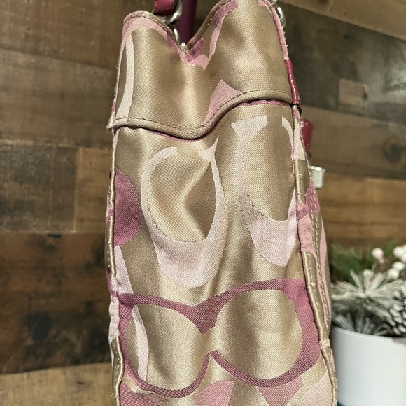 Coach Berry Satchel Tote Bag C Logo Purple Patent Leather - Picture 4 of 11